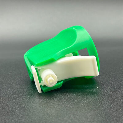 kopen Duurzaam polypropyleen trigger spray pistool voor aerosol blikjes met comfortabele greep voor uitgebreide spray toepassingen online vervaardiging