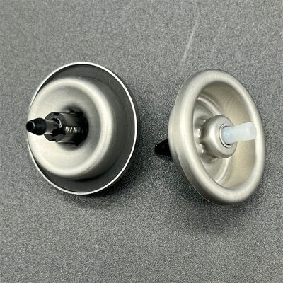 Non-Slip Sport Grip Hair Mousse Dispensing Nozzle for Gym Bags and Active Lifestyles with Quick-Dry Ventilation Design