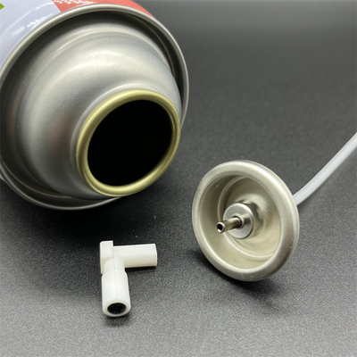 Metalen meters van een centimeter. Betrouwbare vloeistofstroombeheer.