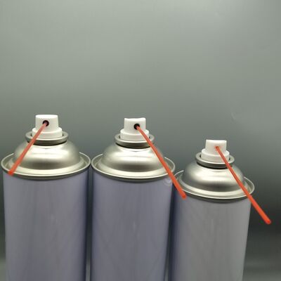 High Output Carburator Cleaner Aerosol Valve voor professioneel gebruik in een autowerkstad